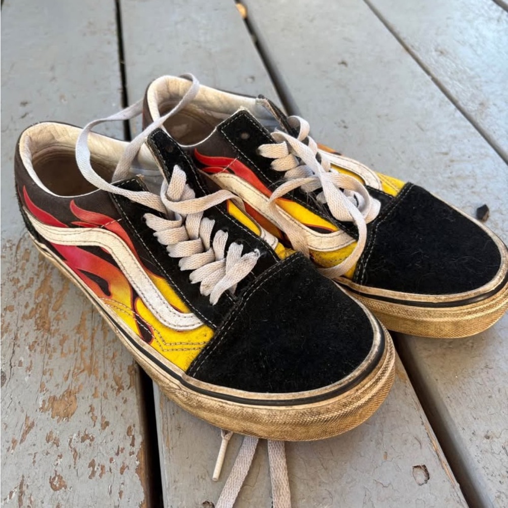 VANS women’s 8